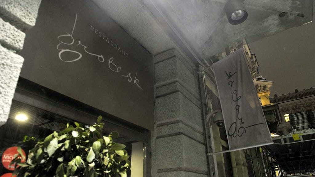 Ravintola Grotesk joutui tänä talvena erikoisten asiakaspalautteiden kohteeksi. Ravintoloitsija ei jäänyt hiljaiseksi.