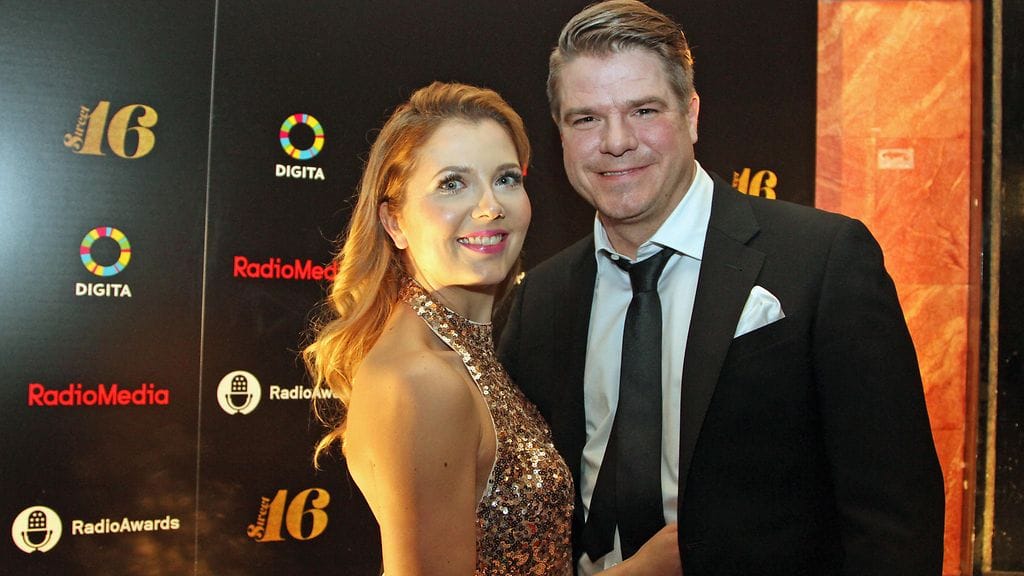 Jenni Alexandrova ja Jussi Heikelä RadioAwards 18.3.2016 1