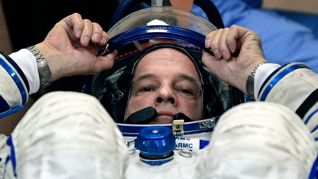 Jefferey Wiliams työnsä ääressä.