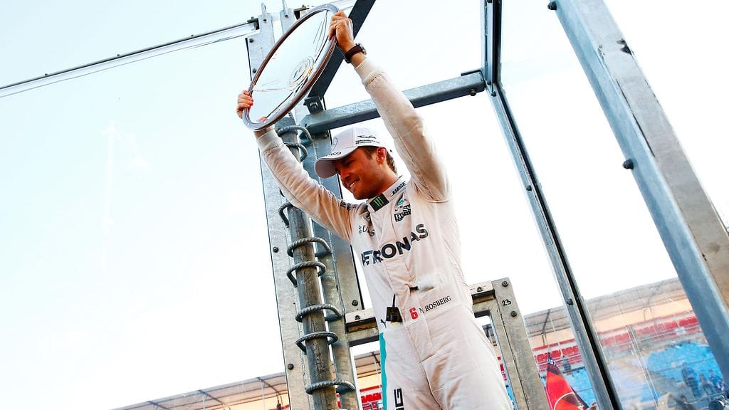 Nico Rosberg juhli Melbournessa sunnuntaina.