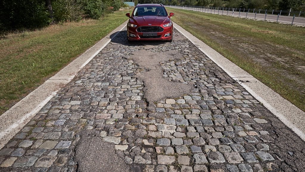 Ford2016_Potholes_Lommel_09