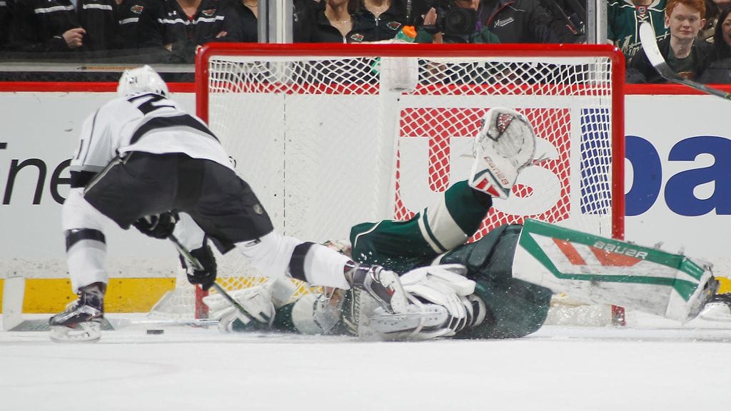 Devan Dubnyk oli Kingsiä vastaan liekeissä.