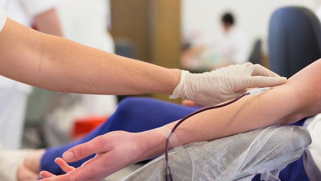 Kantasolujen luovuttajiksi voivat rekisteröityä kaikki 18-40-vuotiaat terveet henkilöt.