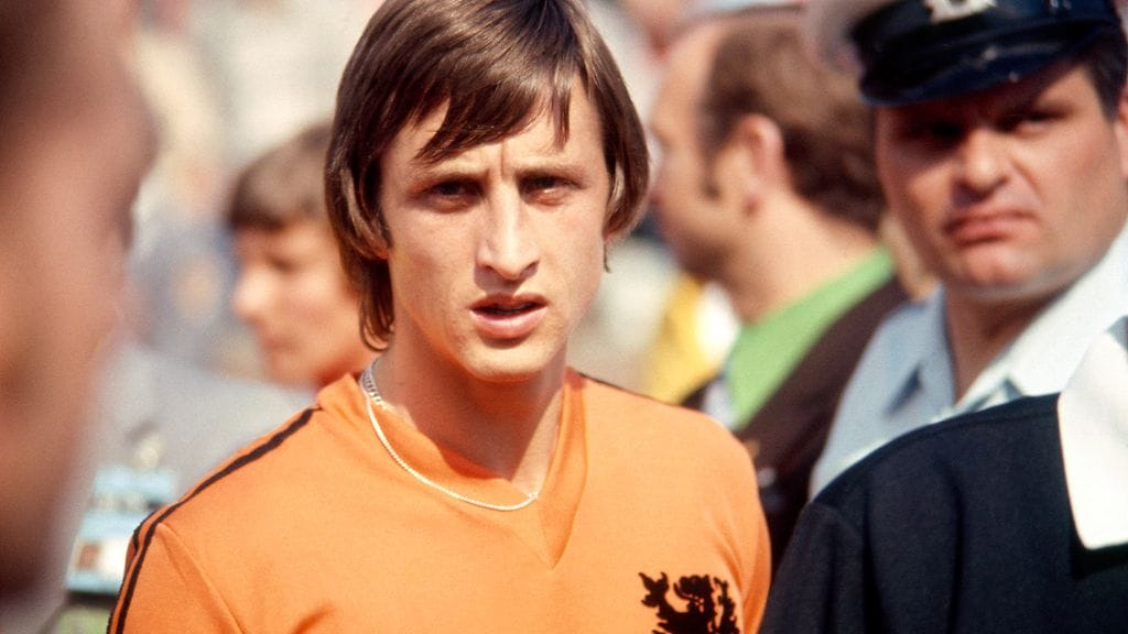 Johan Cruyff vuonna 1974 MM-kisoissa Hollannin paidassa.