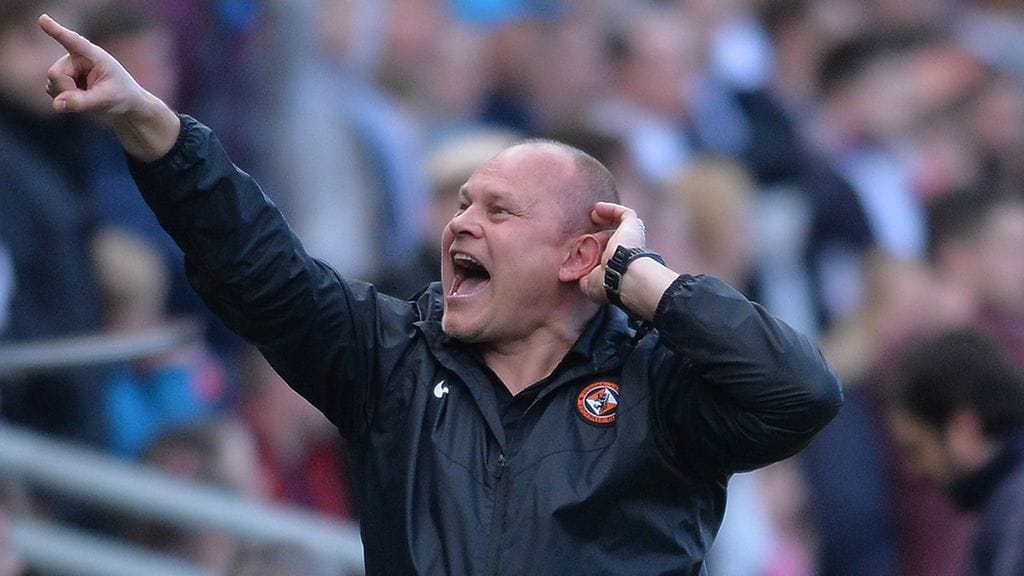 Mixu Paatelainen elehti tähän tapaan viime sunnuntaina Dundeen paikallispelissä.