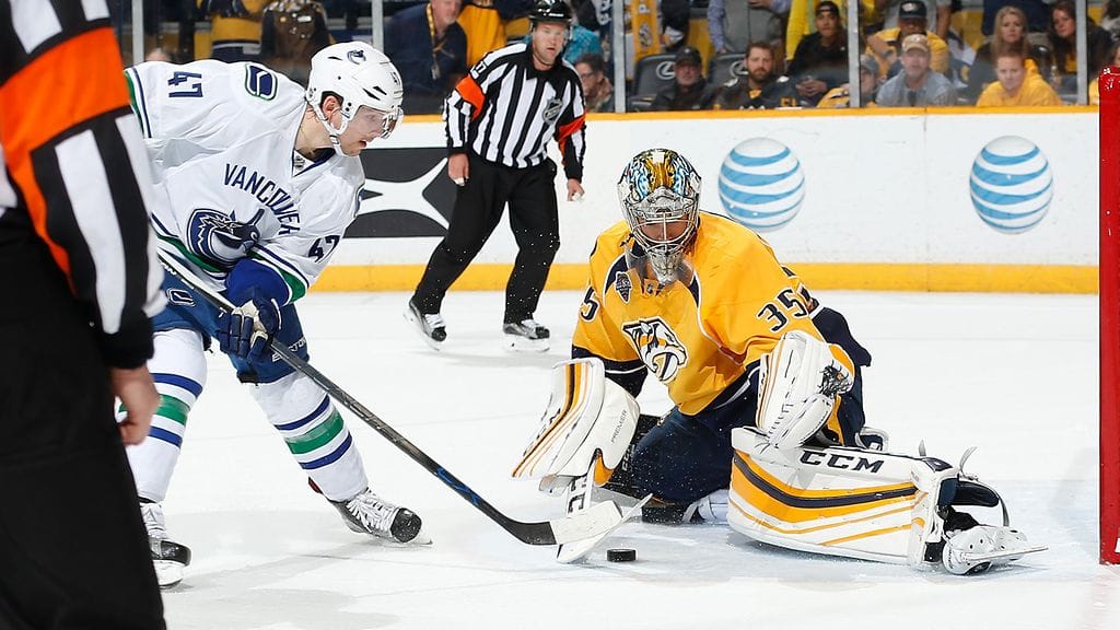 Pekka Rinne torjui Sven Bärtschin rankkarin.