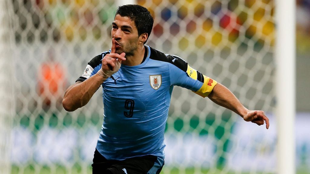 Luis Suarez pääsi tuulettamaan paluuottelussaan.