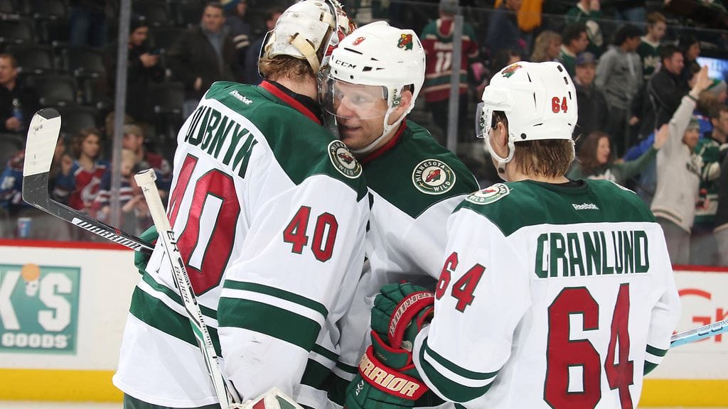Devan Dubnyk, Mikko Koivu ja Mikael Granlund ovat viemässä Minnesotaa pudotuspeleihin.