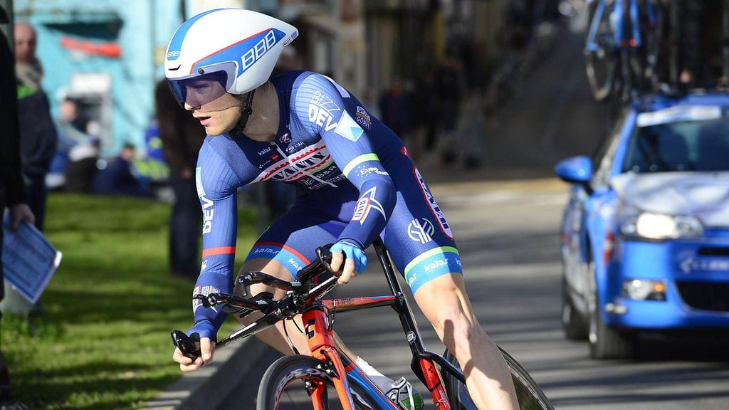 Antoine Demoitie aika-ajopyörän selässä helmikuussa 2016.