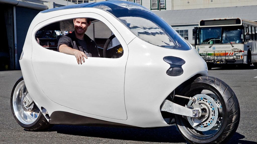 Lit Motorsin C-1-mallinen sähkömenopeli.