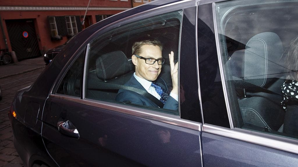 Valtiovarainministeri Alexander Stubb Mersun kyydissä marraskuussa.