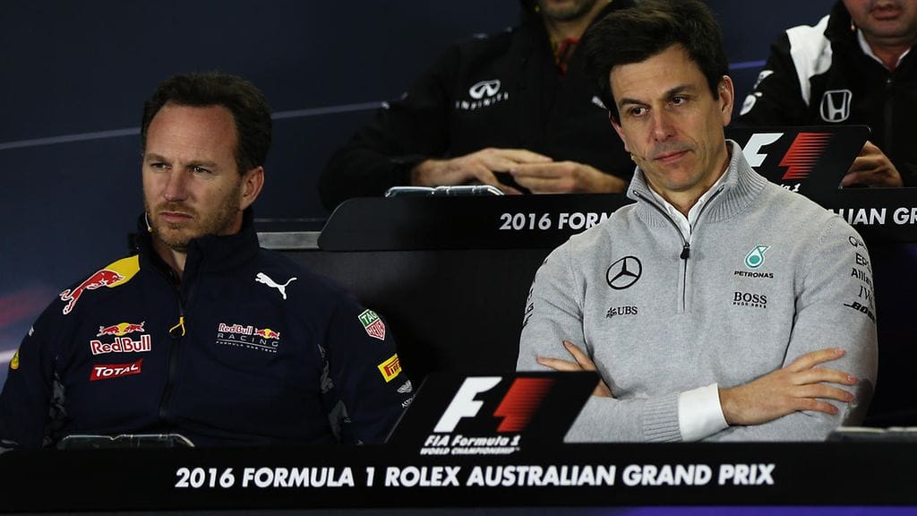 Christian Horner ja Toto Wolff kokoontuvat muiden tallipomojen kanssa sunnuntaina päättämään aika-ajomuutoksista.