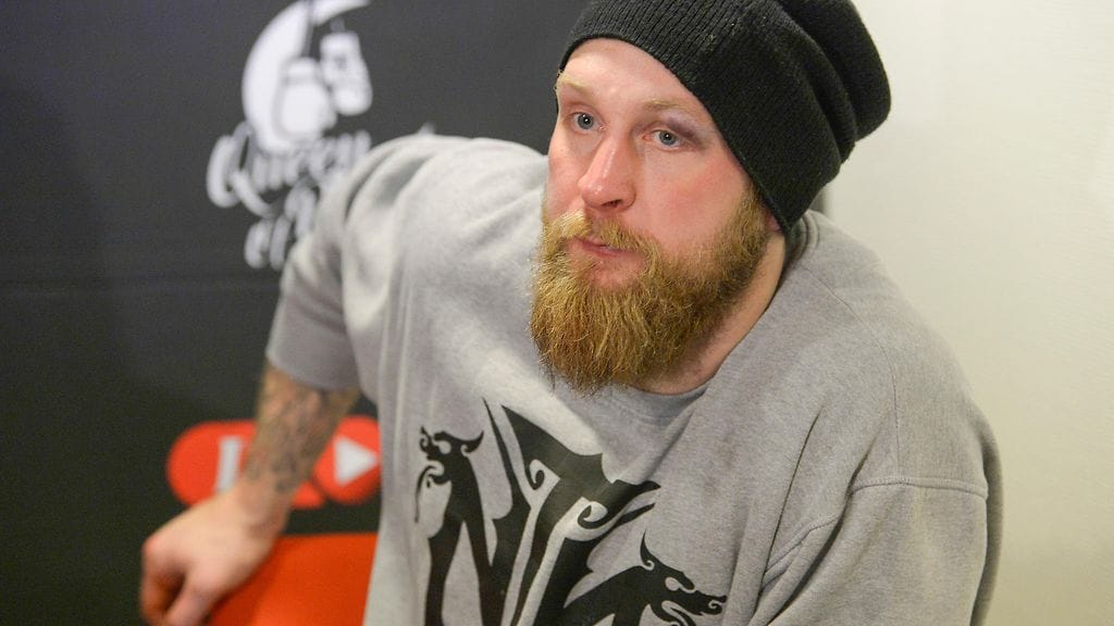 Robert Helenius koki uransa avaustappion huhtikuussa.