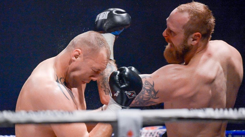 Johann Duhaupas (vas.) ja Robert Helenius