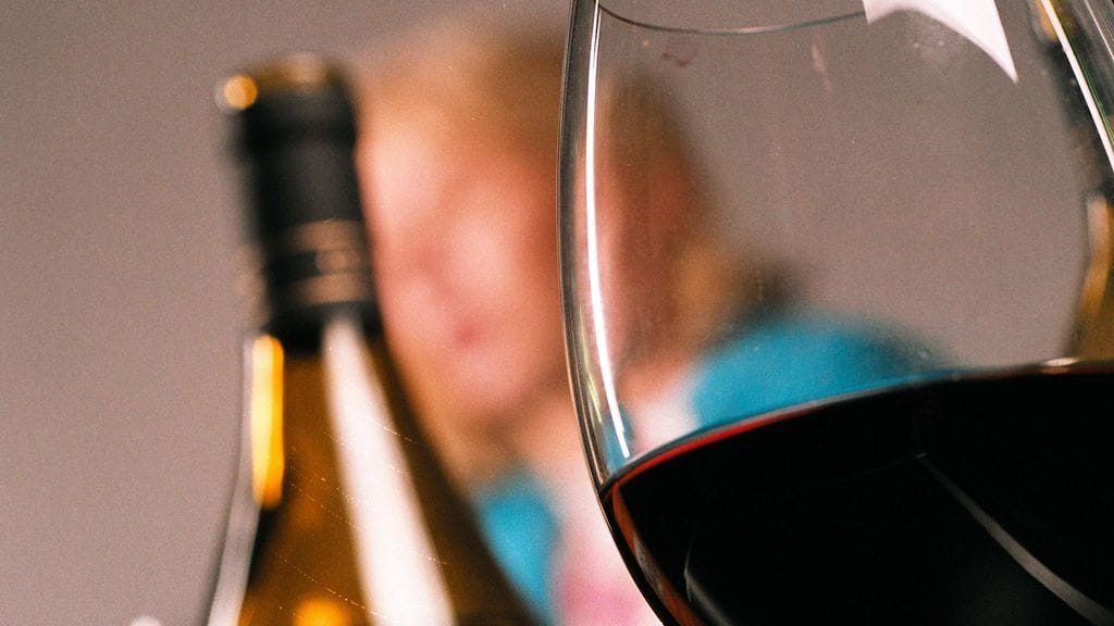 Käräjäoikeus tuomitsi 23-vuotiaan miehen  vuodeksi ja kuudeksi kuukauden ehdolliseen vankeuteen raiskauksesta. Kuvituskuva.