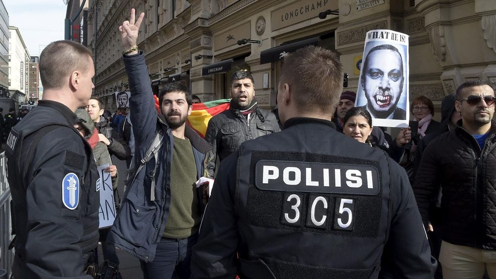 33941940 Ahmet Davutoglu Turkin pääministeri