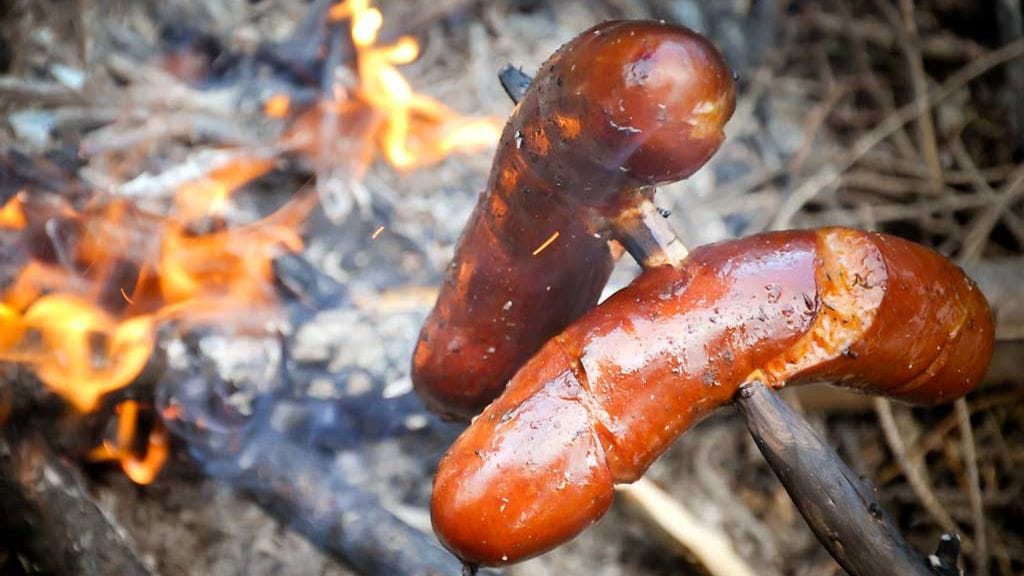 Makkaroissa ei käytetä vehnäjauhoa, vaan perunatärkkelystä.