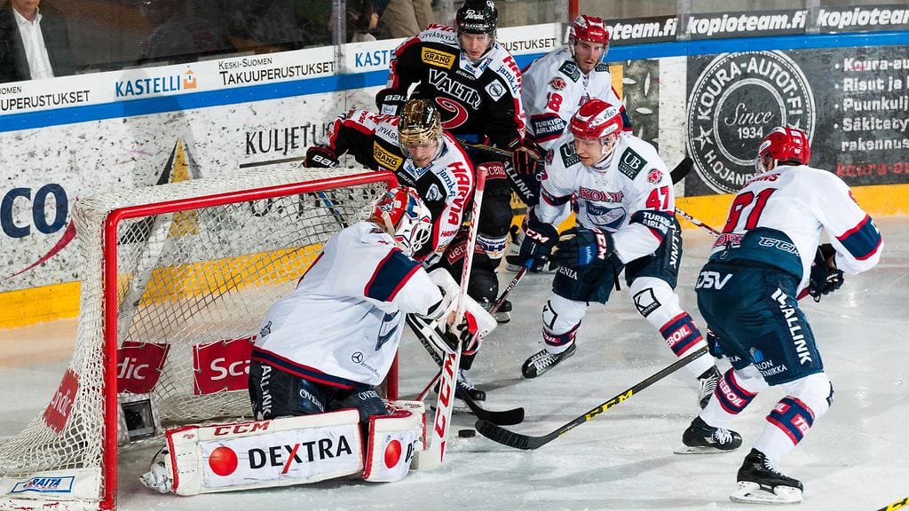HIFK:n ja JYPin taistelu finaalipaikasta jatkuu perjantaina. Välieräsarja on tasan 2-2.