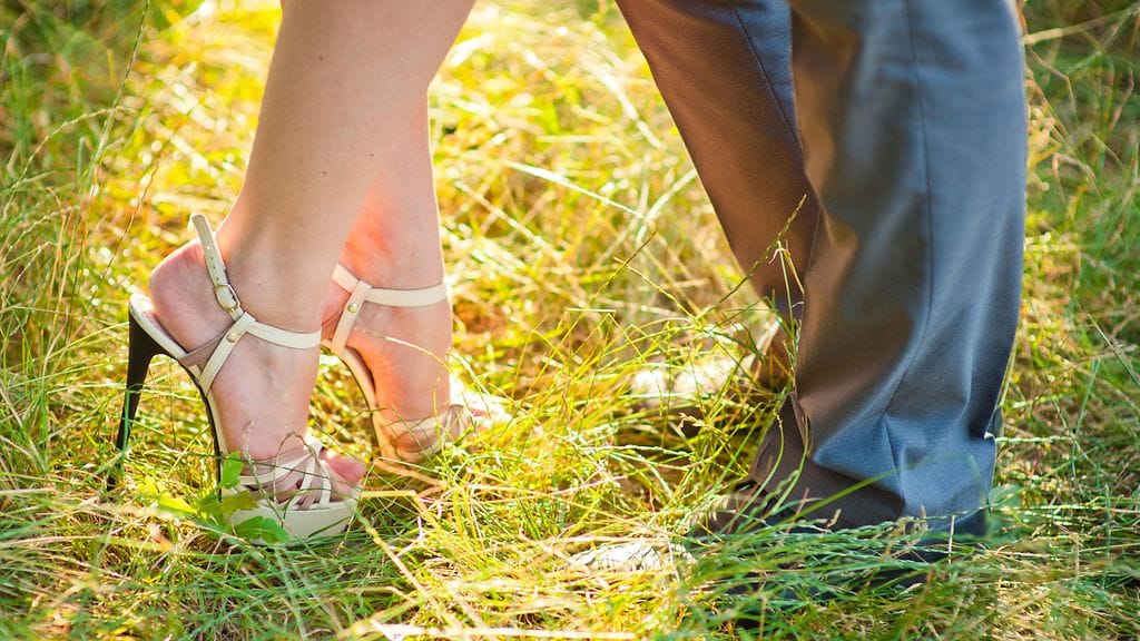 Miesten vastauksista heijastuu, että miehet kaipaavat rinnalleen luotettavaa naista, jonka kanssa voi keskustella.