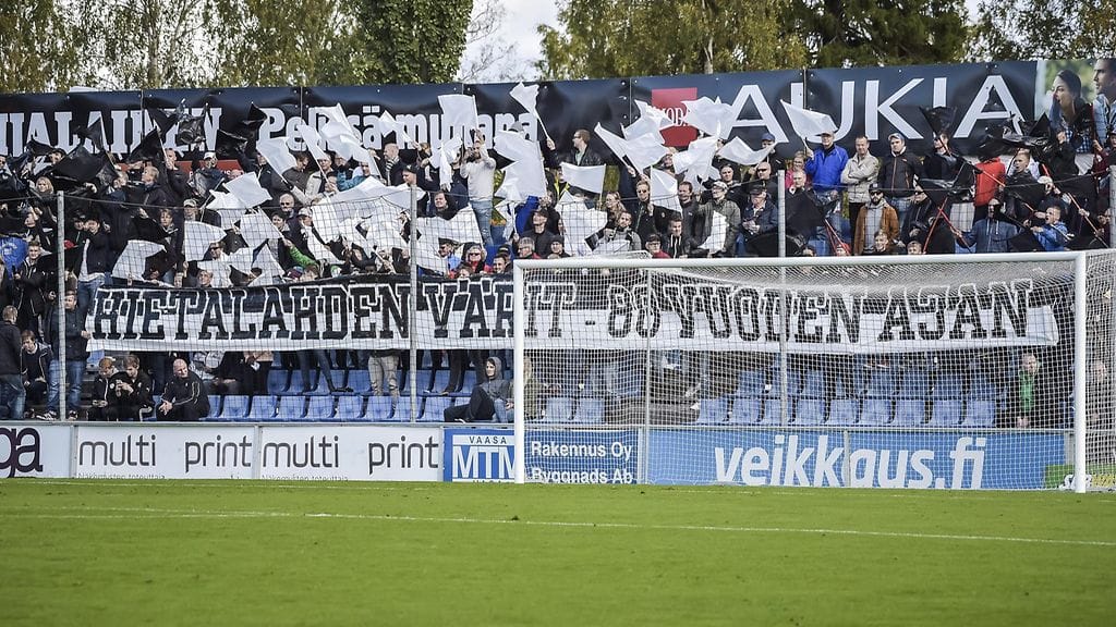 Vaasassa ei päästä vielä pelaamaan Veikkausliigaa.