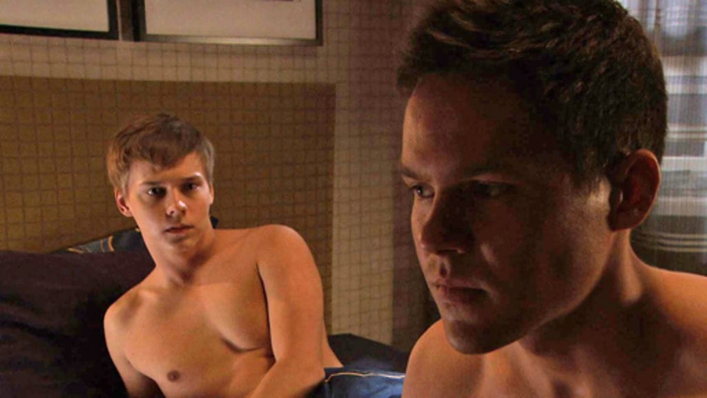 Salatut elämät - Elias ja Lari (Petteri Paavolainen ja Ronny Roslöf).