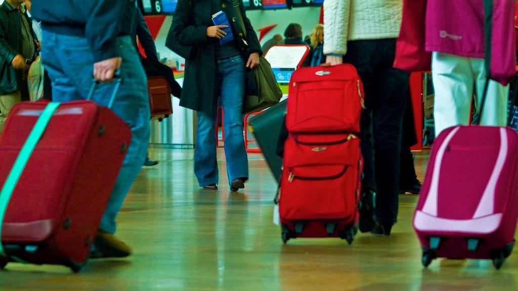 Laukkuun ei kannata pakata turhaa tavaraa.