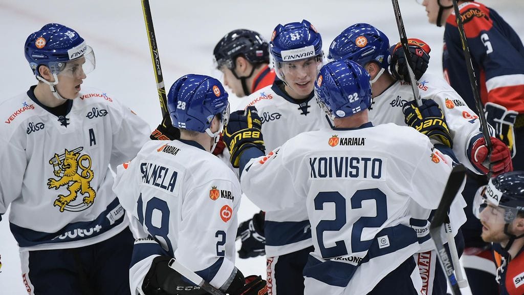 Suomi aloitti MM-kisoihin valmistautumisen voitoilla Slovakiasta.