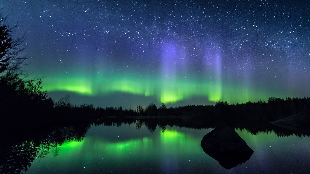 Kuvituskuva. Revontulet loimusivat Marttilassa Varsinais-Suomessa yöllä 12.-13. huhtikuuta 2016. Kuva: Timo Oksanen