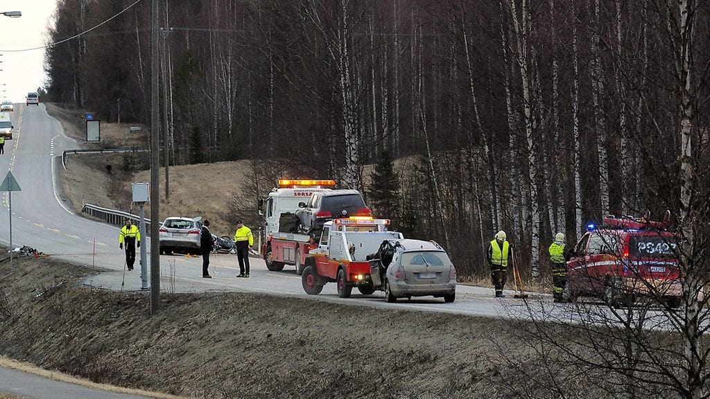 Kaksi ihmistä kuoli ja seitsemän loukkaantui neljän auton kolarissa Leppävirralla Pohjois-Savossa keskiviikkona 13. huhtikuuta 2016