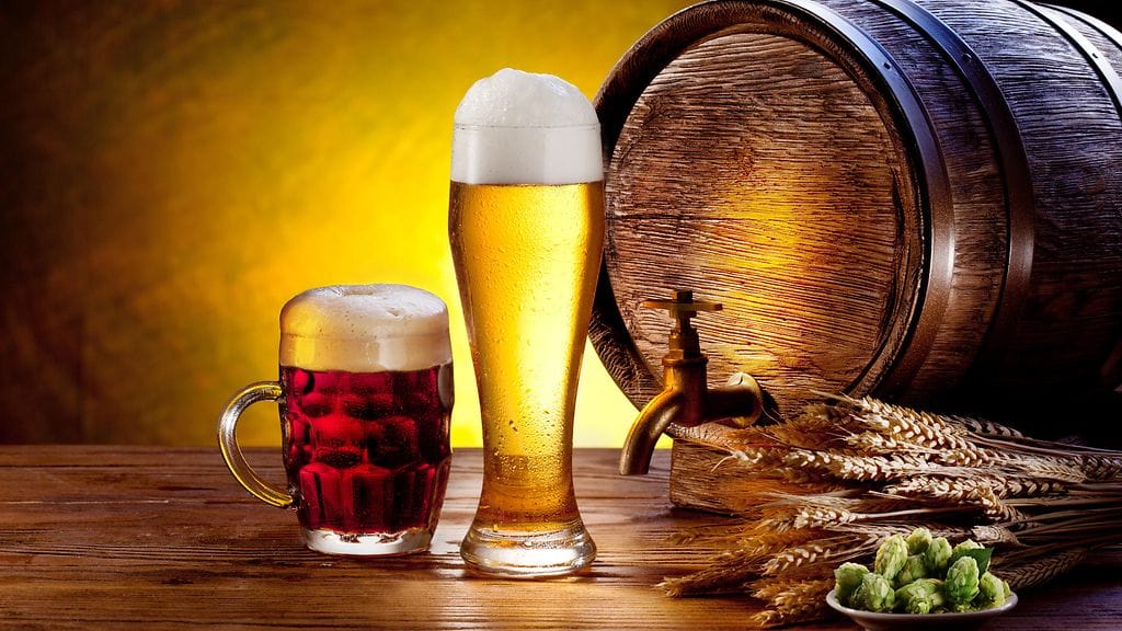 Saksalaisen Reinheitsgebot-lain mukaan oluen valmistukseen sai käyttää vain ohraa, humalaa ja vettä.