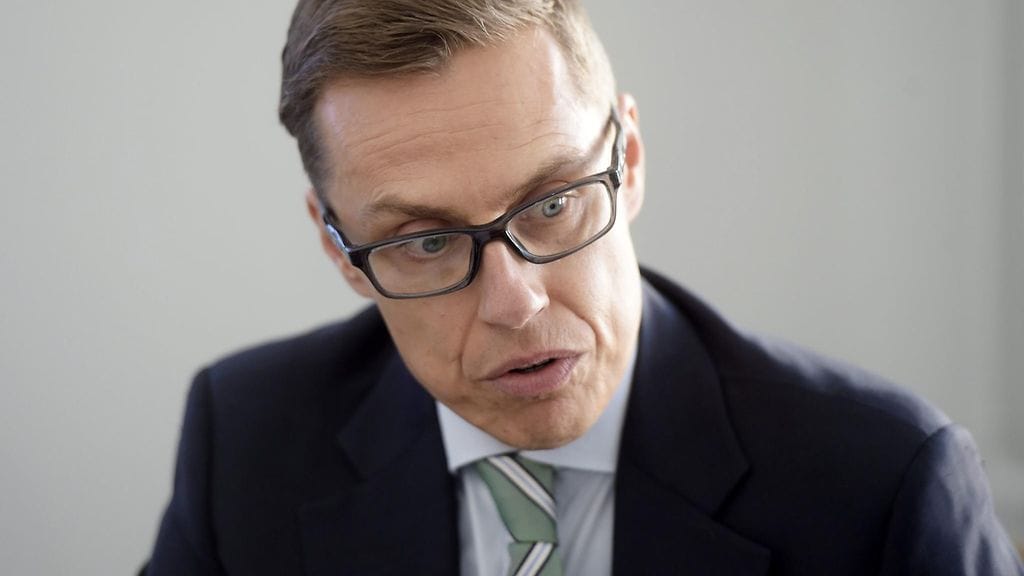 Valtiovarainministeri Alexander Stubb sanoo, että kreikan velkojen leikkaamisesta ollaan todella kaukana.