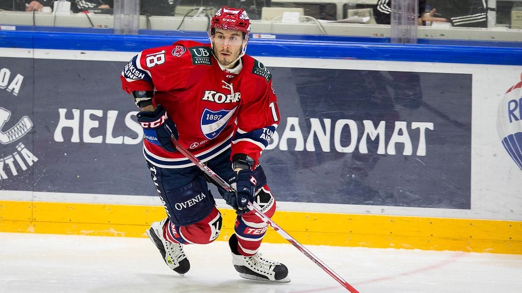 Yohann Auvitu lähtee hakemaan pelipaikka New Jersey Devilsin NHL-miehistöstä.