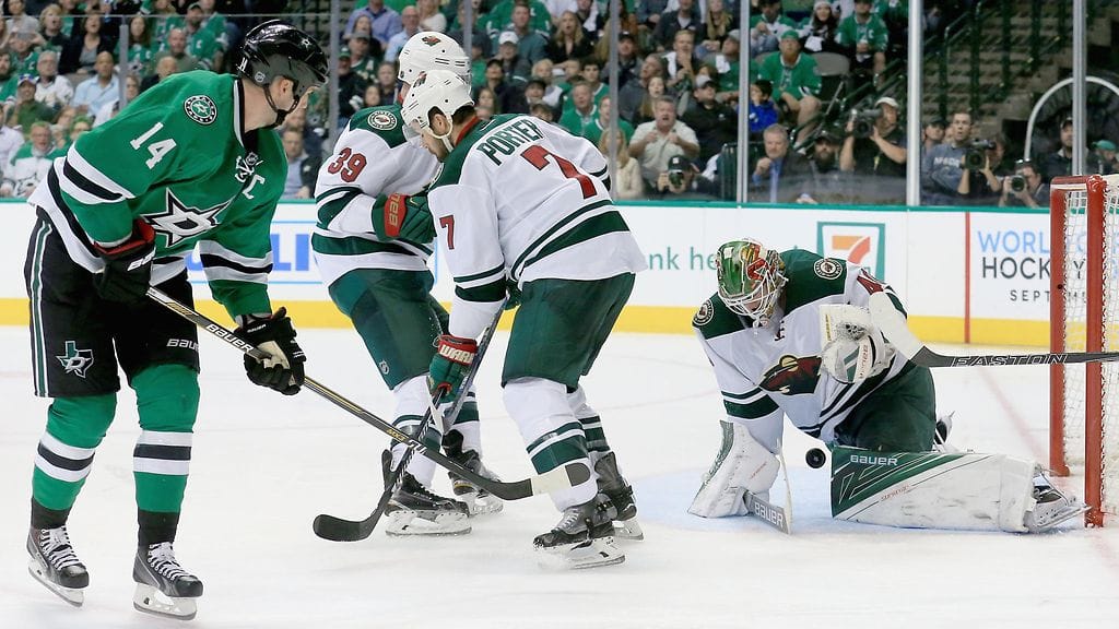 Dallas Starsin Jamie Benn iski yön kamppailussa voittomaalin Minnesota Wildin verkkoon.