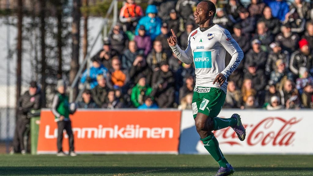 Dever Orgill iski IFK Mariehamnin osumat.