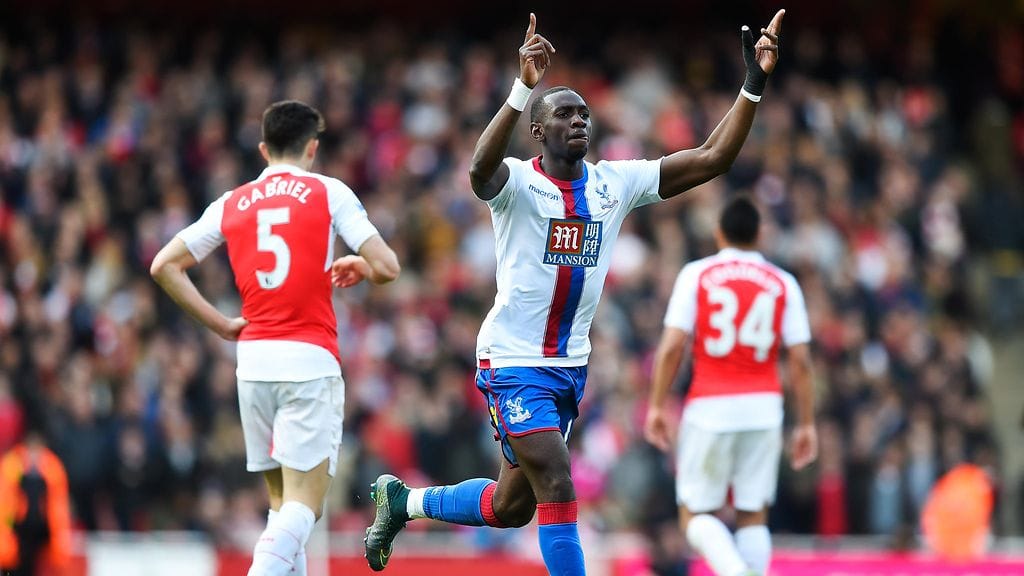 Crystal Palacen Yannick Bolasie masensi 1-1-tasoituksellaan Arsenalin.