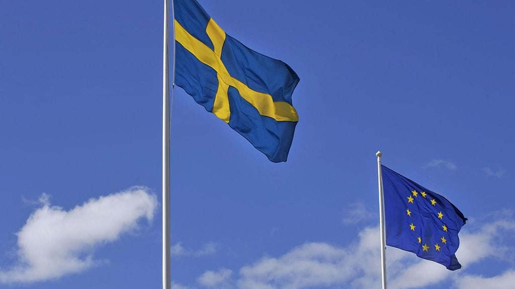 Tuoreen kyselyn mukaan 72 % ruotsalaisista on sitä mieltä, että Ruotsin tulee pysyä unionin jäsenenä. Eroamista kannattaa vain 17 %.