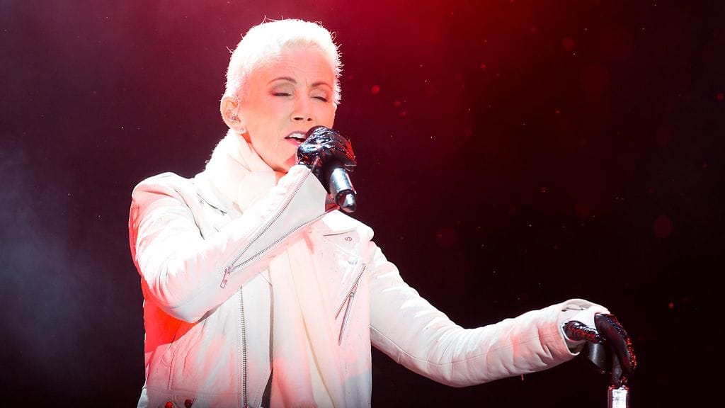 Marie Fredriksson taisteli syöpää vastaan 2000-luvun alussa. Nyt hän vetäytyy kiertuelämästä terveyssyistä.