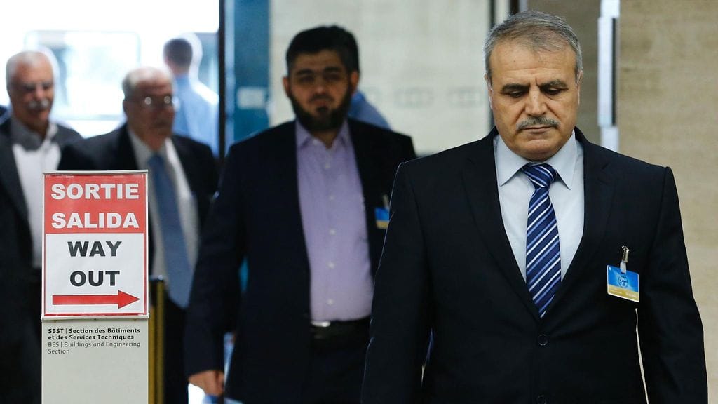 Syyrian rauhanneuvottelijat kokoontuivat Sveitsin Genevessä huhtikuun 13. päivä. Syyrian oppositiolähteen mukaan vaakalaudalla neuvottelut ovat vaakalaudalla.