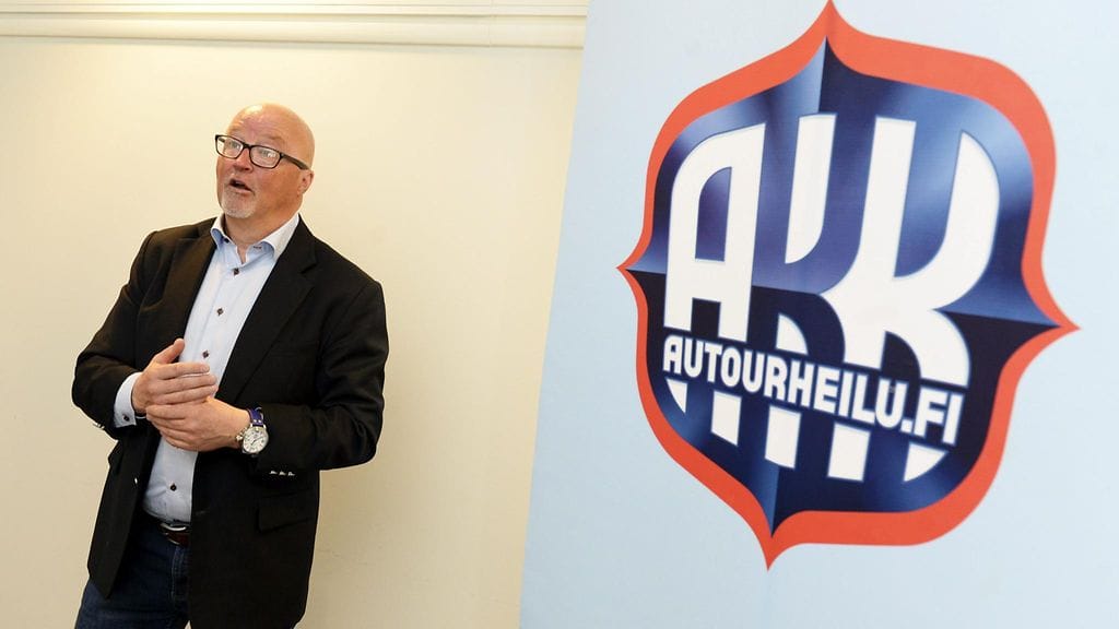 AKK laajentaa online-autoiluun. Kuvassa toimitusjohtaja Tatu Lehmuskallio.