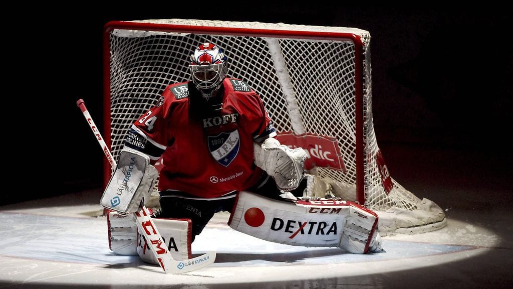 HIFK:n Ville Husso on päästänyt vain kaksi maalia finaalisarjan kolmessa ottelussa.