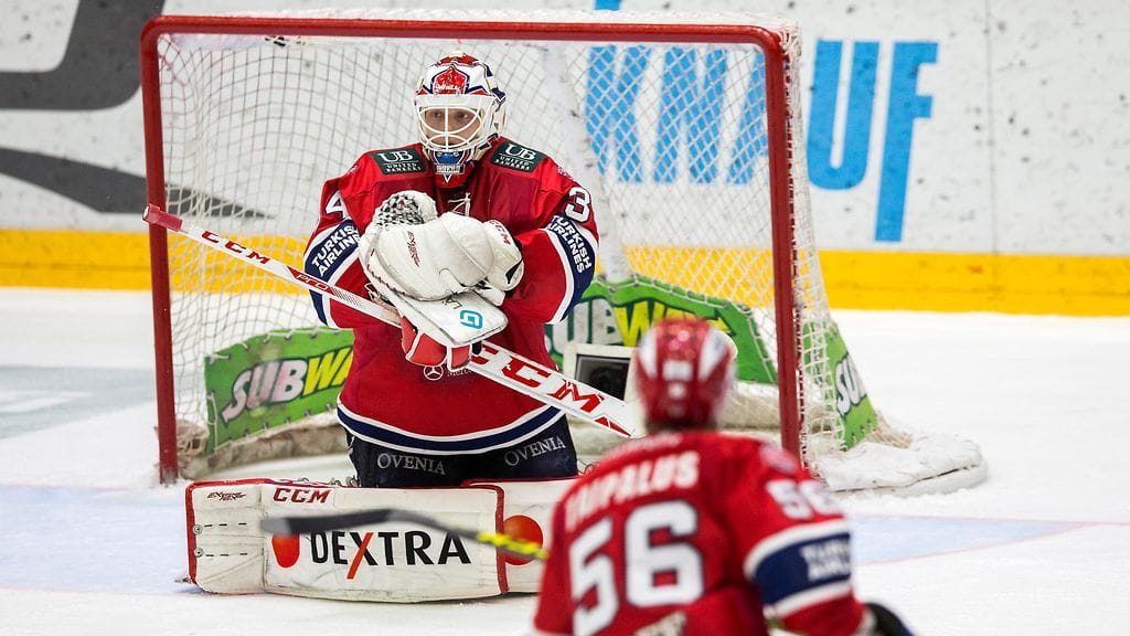 Ville Husso on torjunut pudotuspeleissä mallikkaasti.