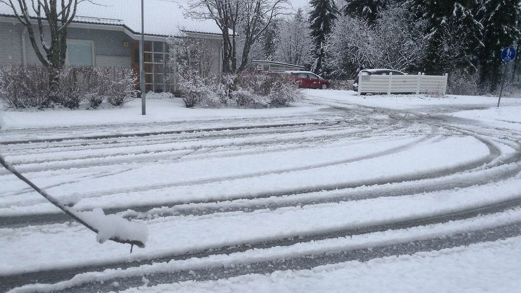 Lukijan kuva lumi 20042016