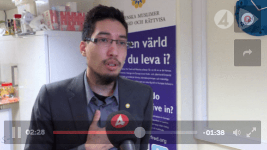 Yasri Khan, Ruotsin TV4:n haastattelussa.