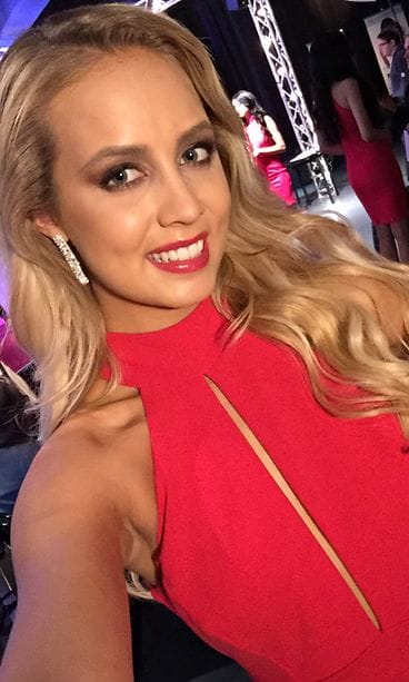 Selfie Emilia Seppänen