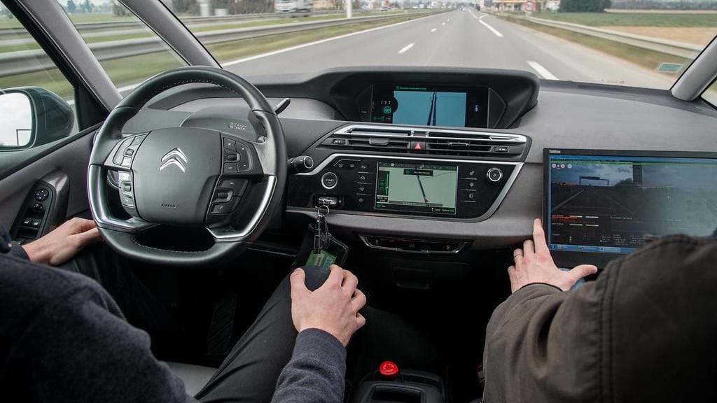 Citroenin autonominen auto.
