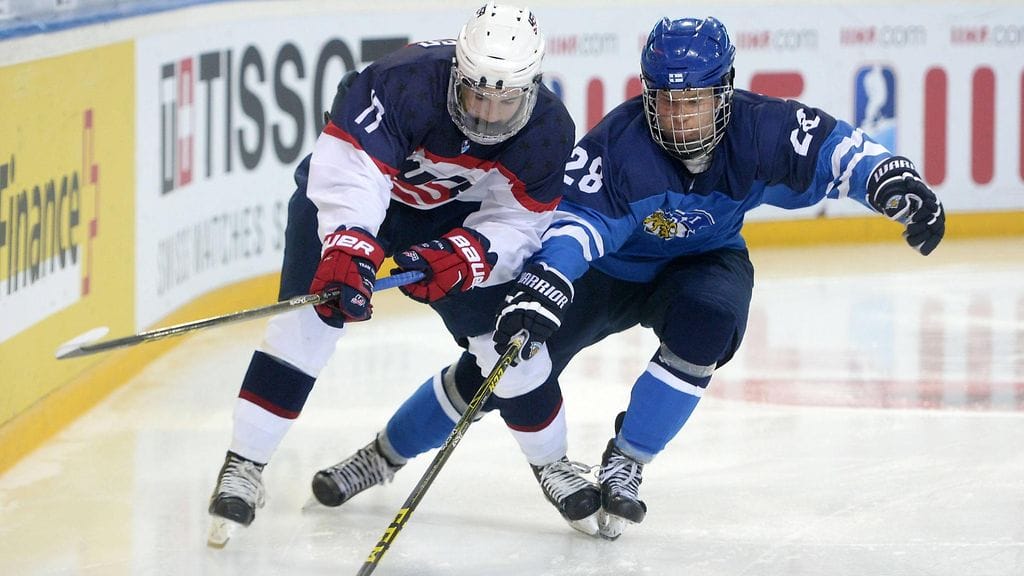 Jeremy Bracco ja Julius Mattila väänsivät MM-finaalissa vuosi sitten.