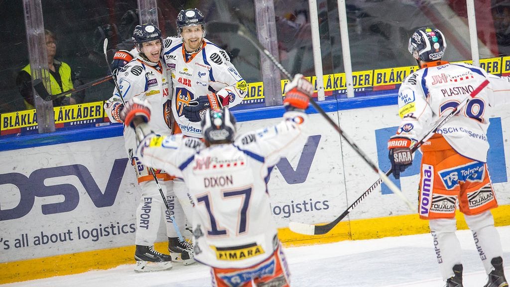 Jere Karjalainen teki Tapparan voittomaalin.