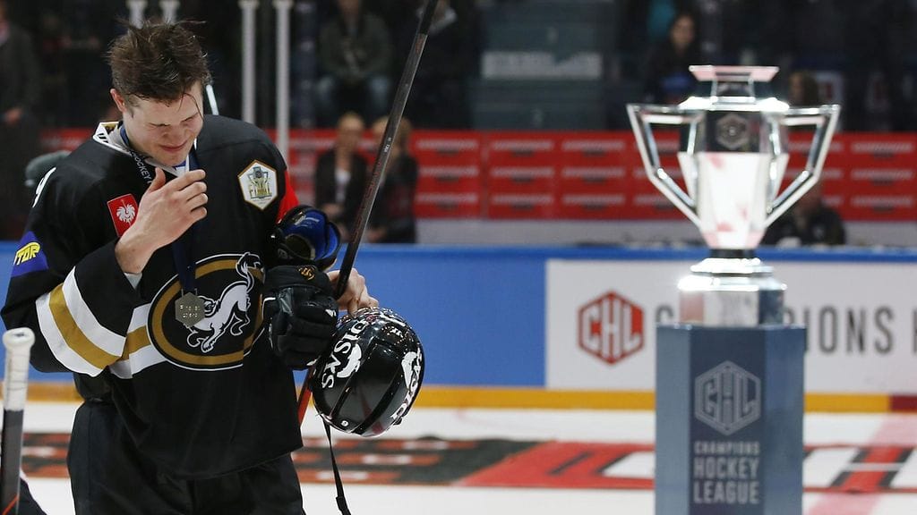 Jesse Puljujärvi ja Kärpät jäi viime kaudella CHL:ssä hopealle.