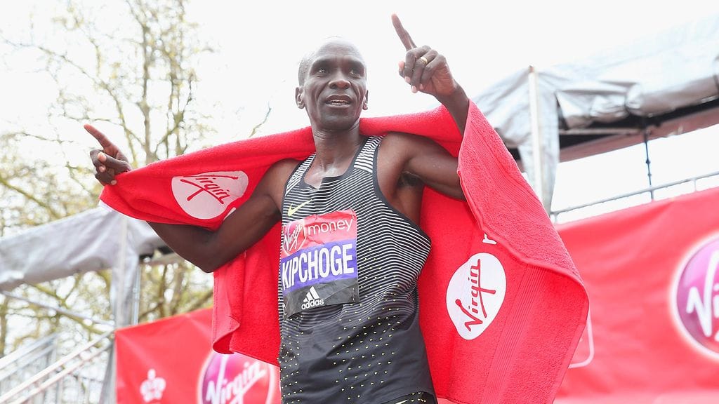 Eliud Kipchoge juhli taas Lontoossa.