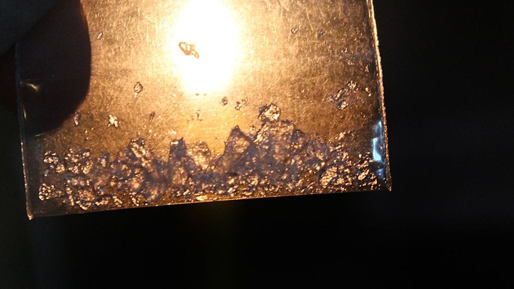 Erityistä huolta on herättänyt Suomessa tavattu kidemuotoinen metamfetamiini "Ice", jota nautitaan jauhemuodosta eroten polttamalla.